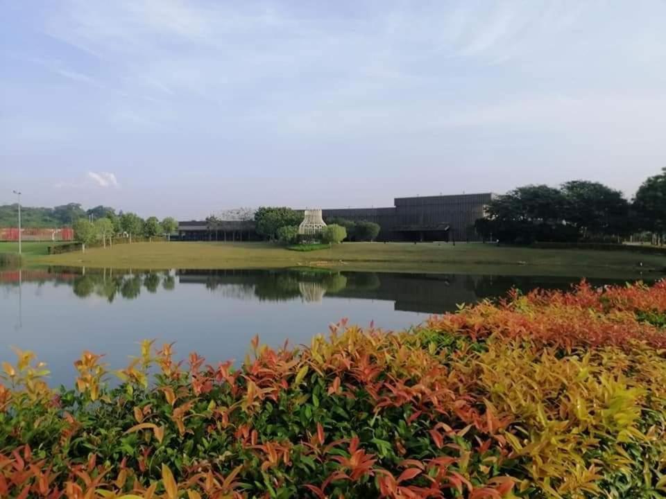 Homestay Greenway Pasir Gudang Exterior foto