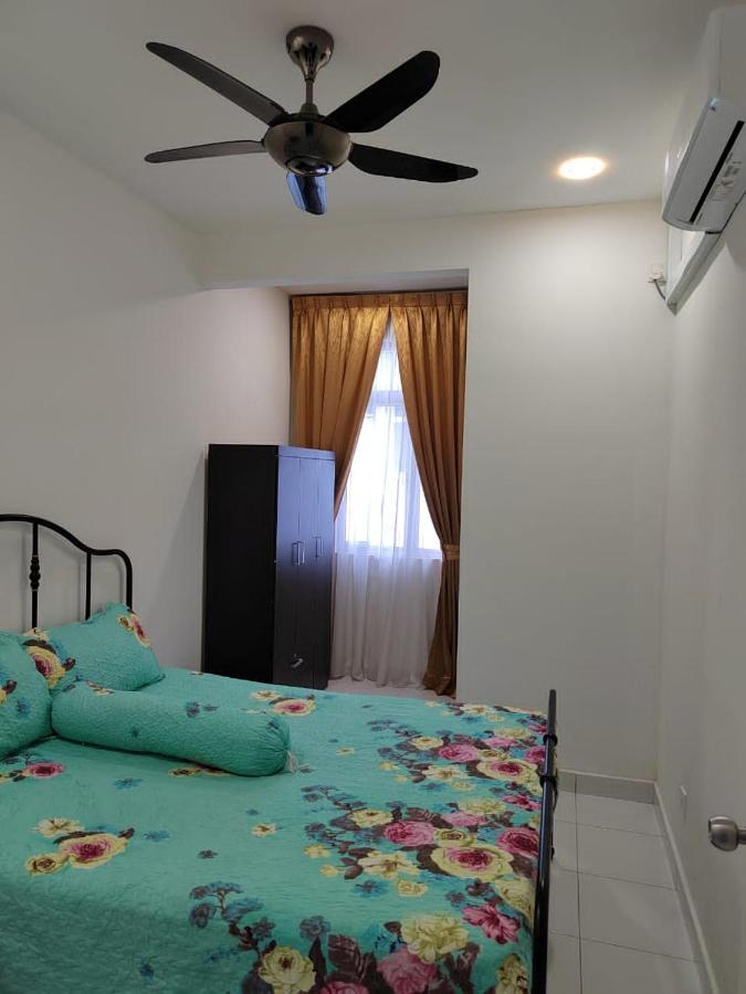 Homestay Greenway Pasir Gudang Exterior foto